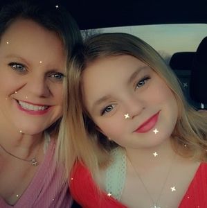 Meet your Posher, Kara